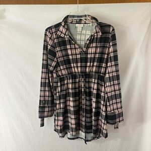 Chic Plaid Tunic in Black and Pink